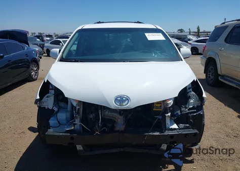 2015 Toyota Sienna Le 8 Passenger from USA, damaged, VIN 5TDKK3DC3FS553918